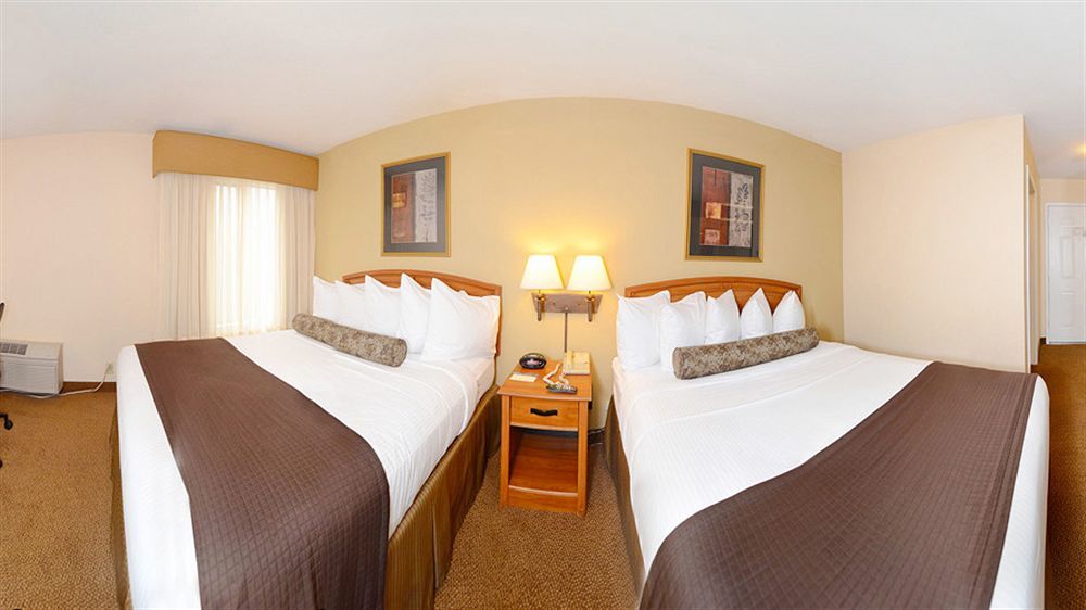 דיוויס Aggie Inn, Ascend Hotel Collection מראה חיצוני תמונה
